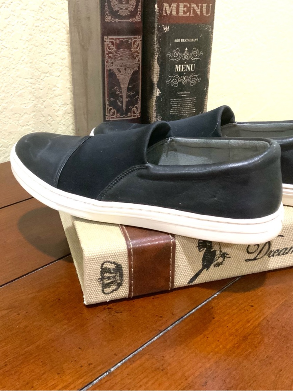 ViaSpiga Slip-ons - Picture 5 of 6
